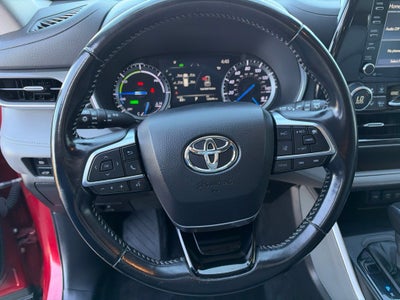 2021 Toyota Highlander Hybrid XLE
