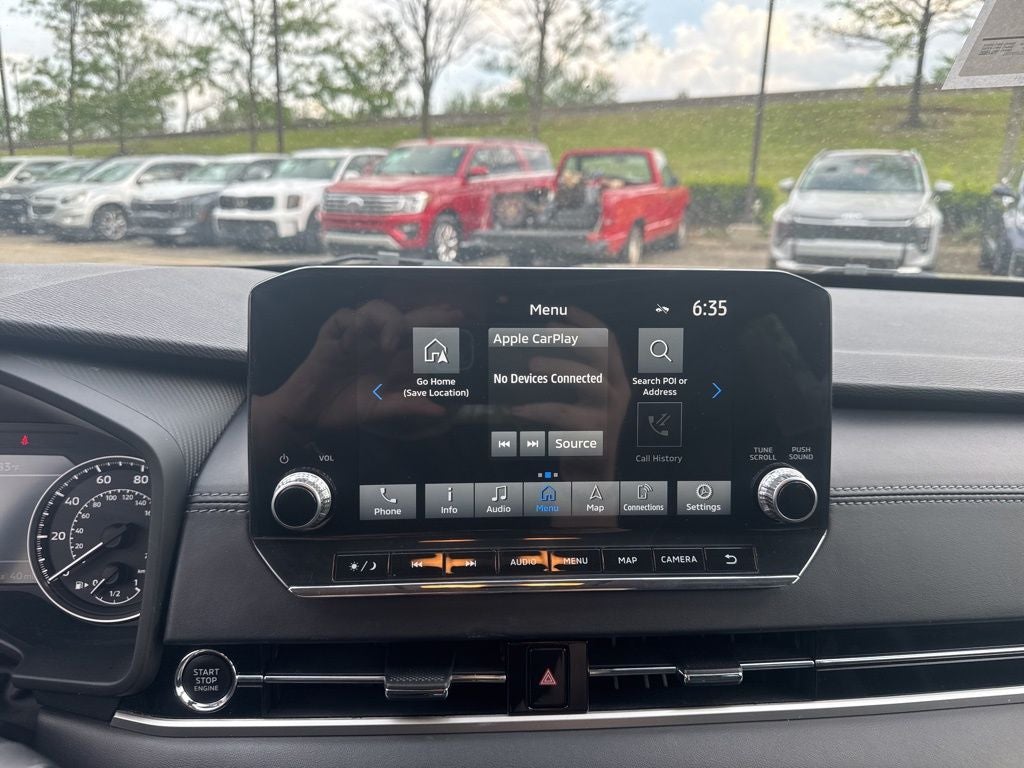 2022 Mitsubishi Outlander Base