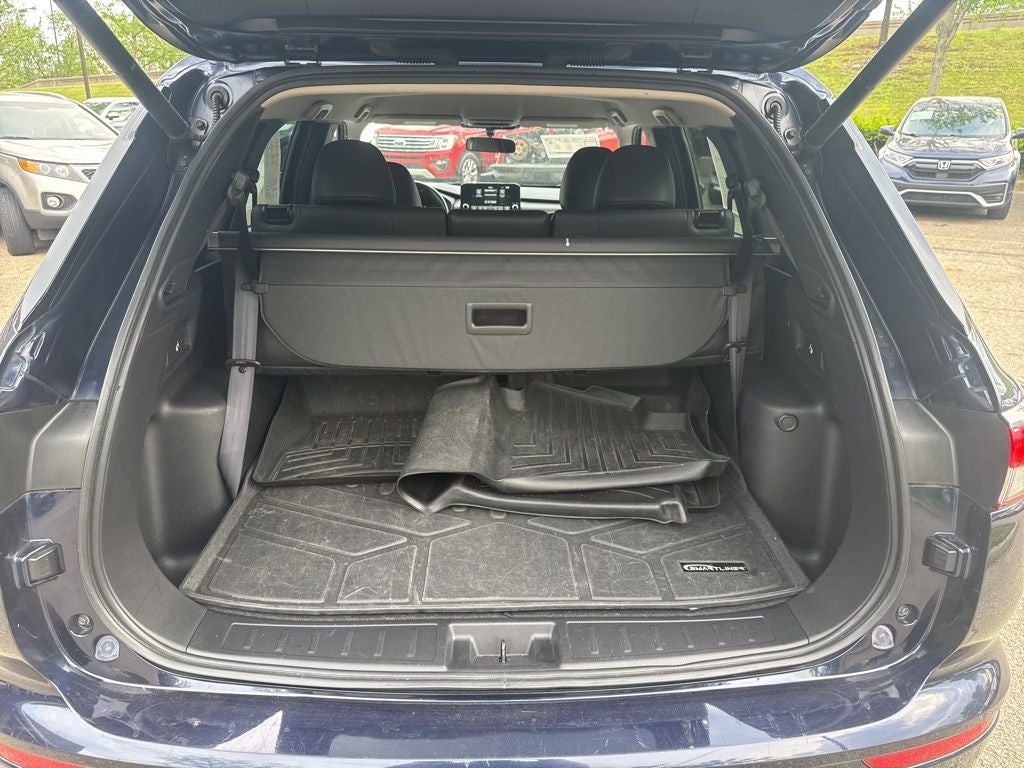 2022 Mitsubishi Outlander Base