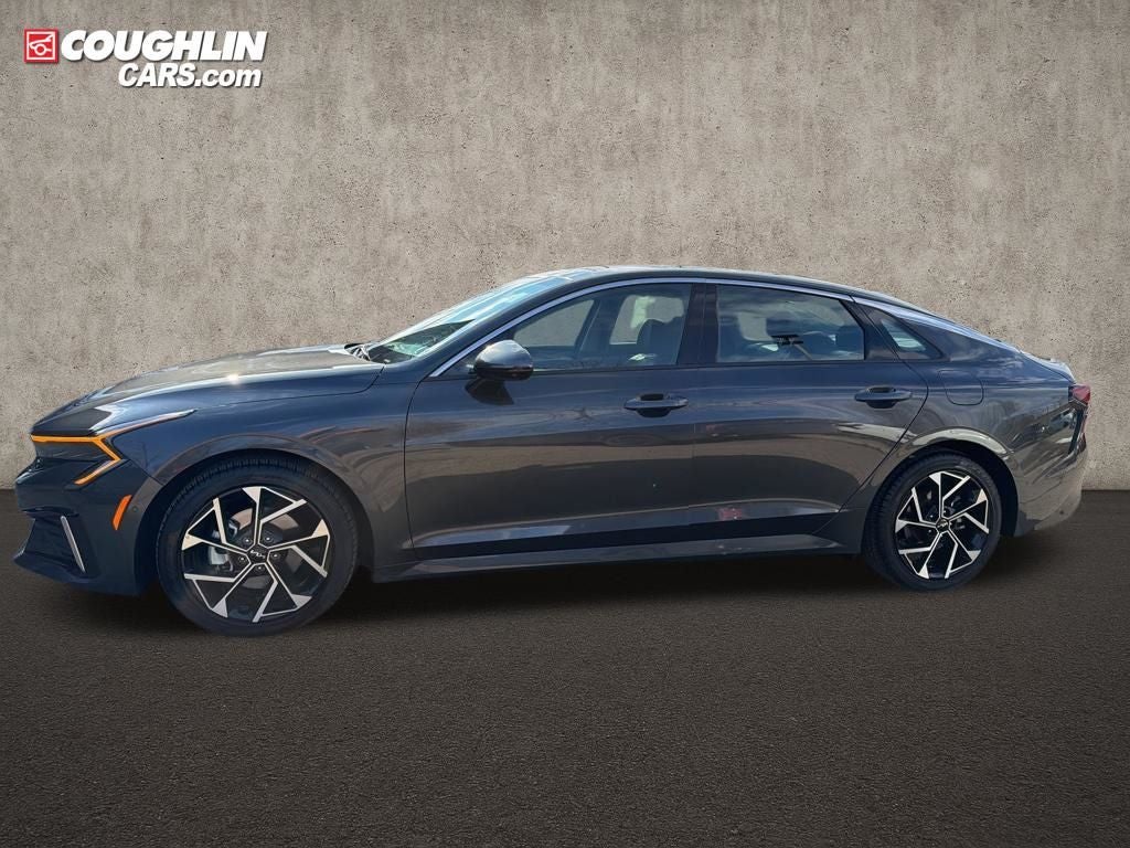 2025 Kia K5 EX