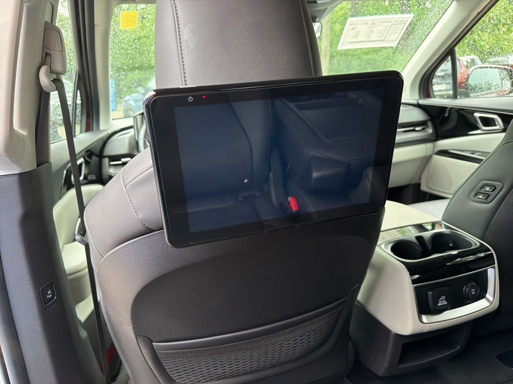 2022 Kia Carnival SX