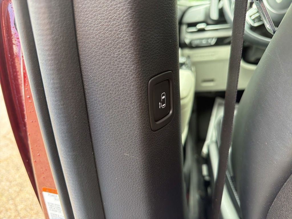 2022 Kia Carnival SX