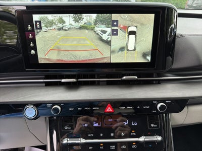 2022 Kia Carnival SX