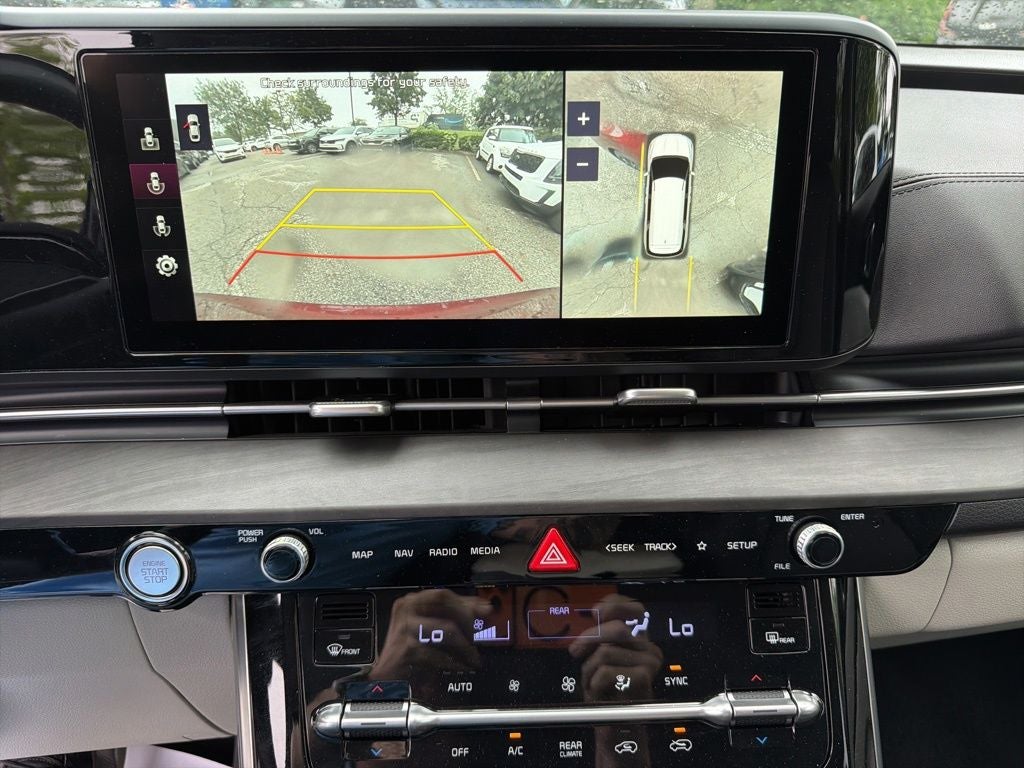 2022 Kia Carnival SX