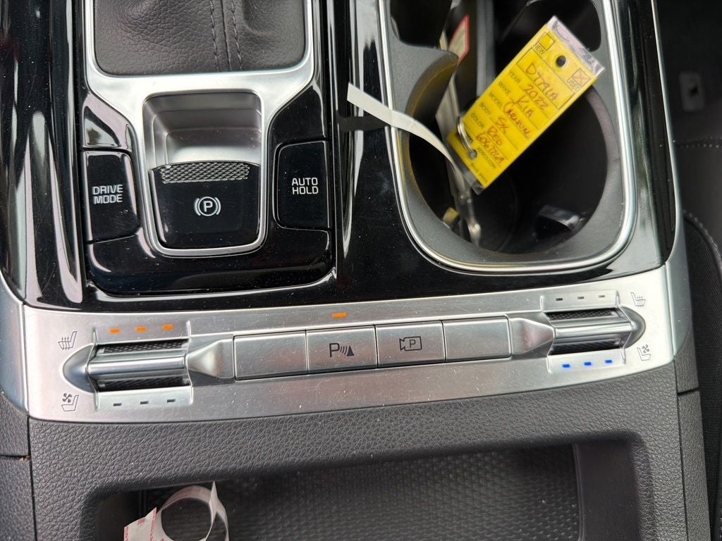 2022 Kia Carnival SX