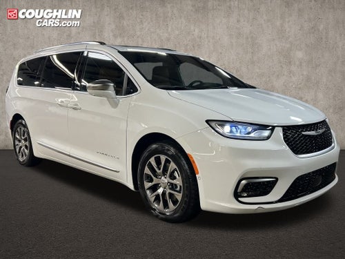 2024 Chrysler Pacifica Hybrid Pinnacle