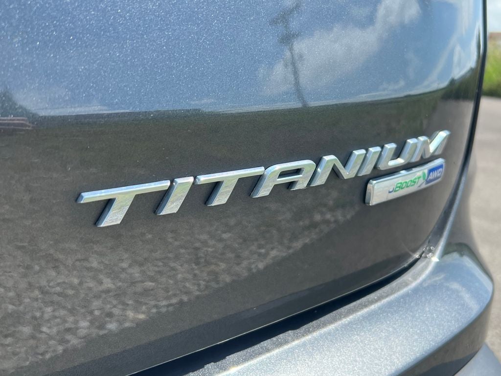 2020 Ford Edge Titanium