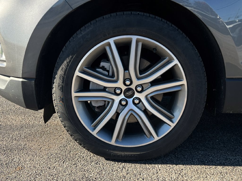 2023 Ford Edge Titanium