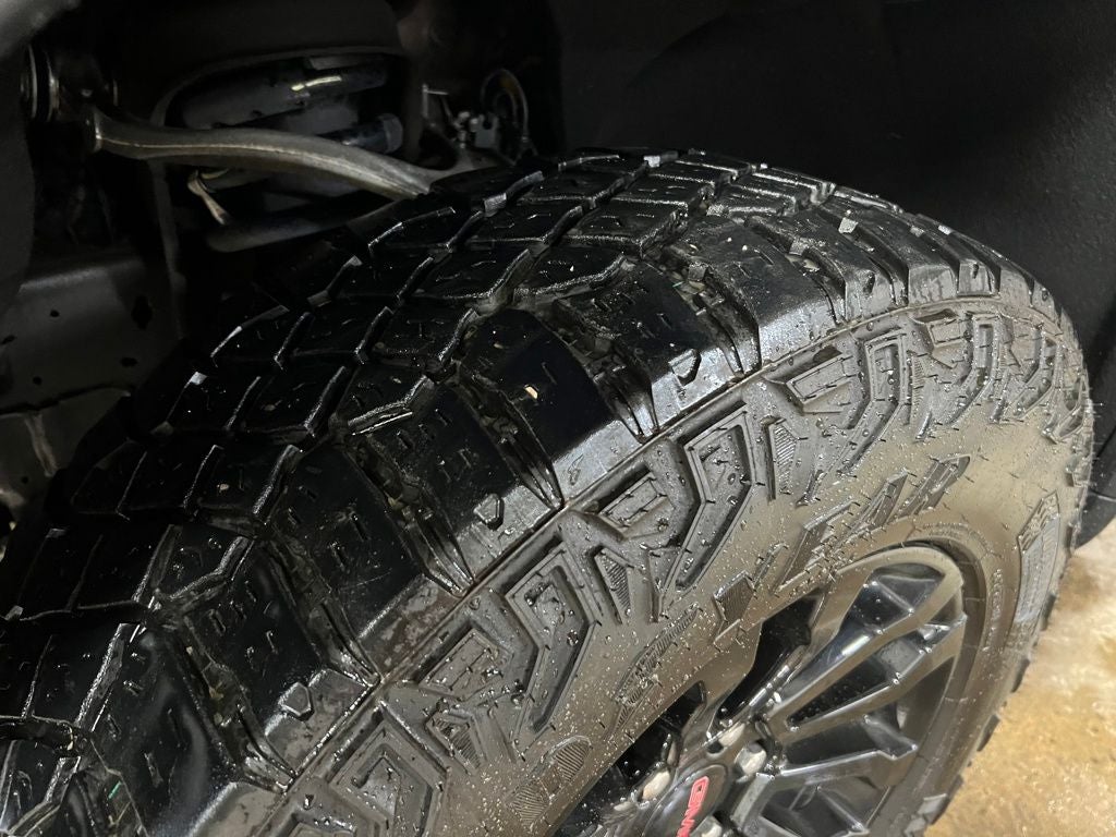 2023 GMC Sierra 1500 AT4X