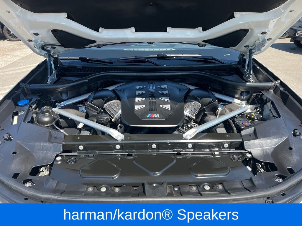 2024 BMW X7 M60i