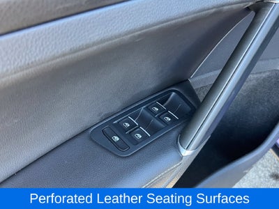 2018 Volkswagen Golf R DCC & Navigation 4Motion