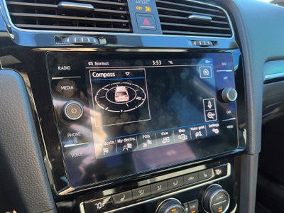 2018 Volkswagen Golf R DCC & Navigation 4Motion
