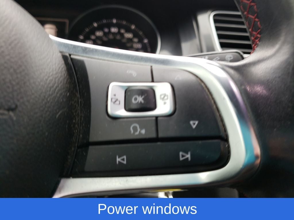 2016 Volkswagen Golf GTI S