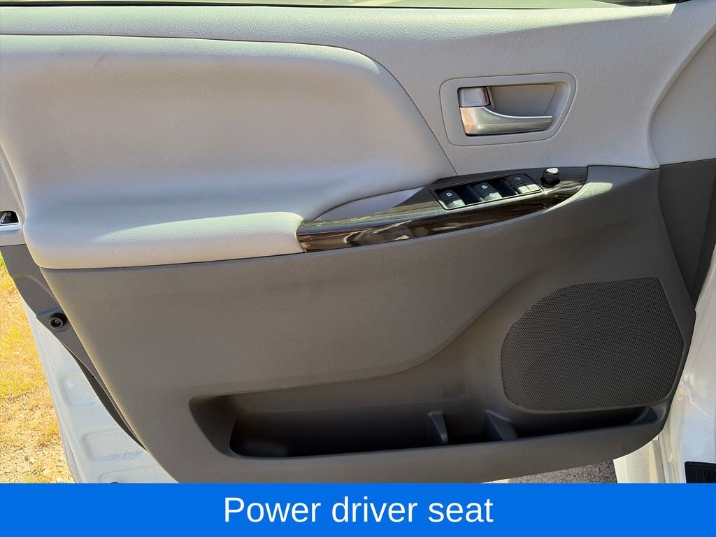 2018 Toyota Sienna XLE Premium
