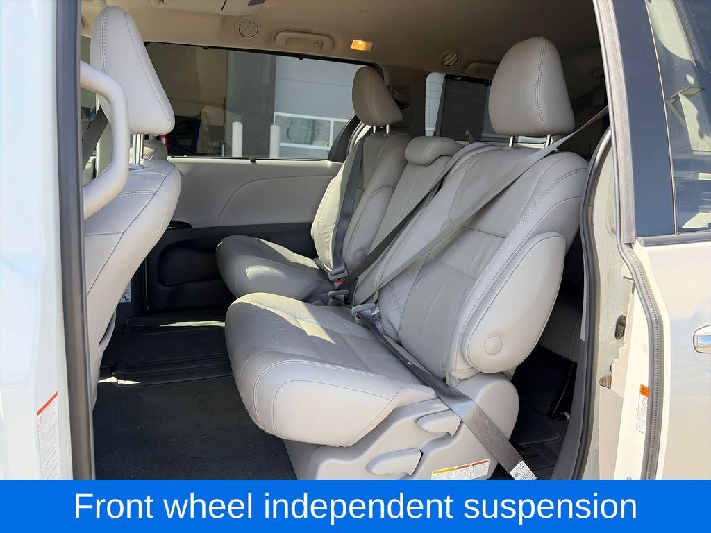 2018 Toyota Sienna XLE Premium