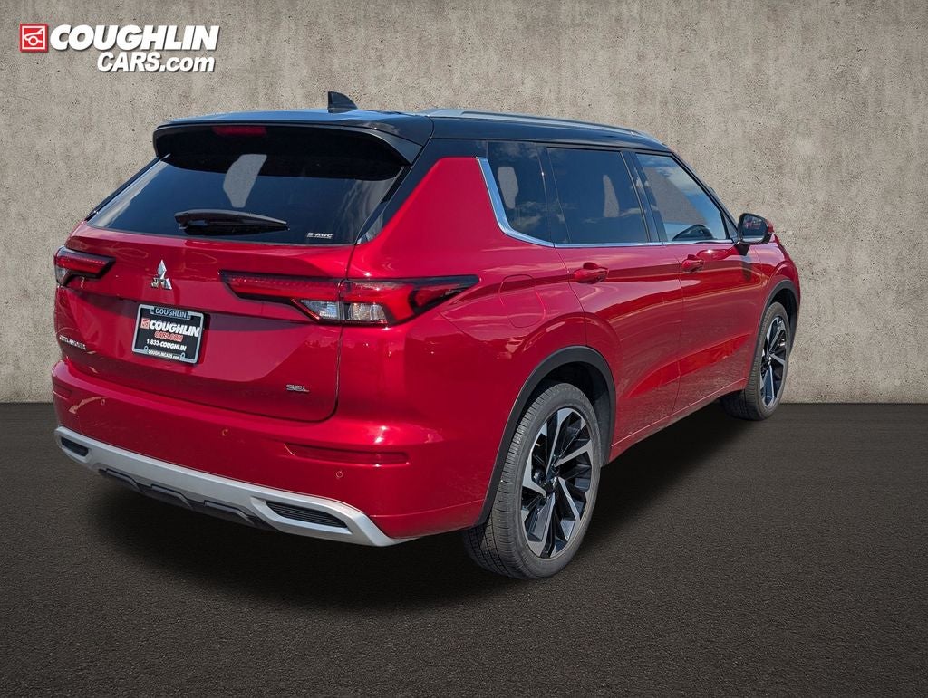2024 Mitsubishi Outlander Base