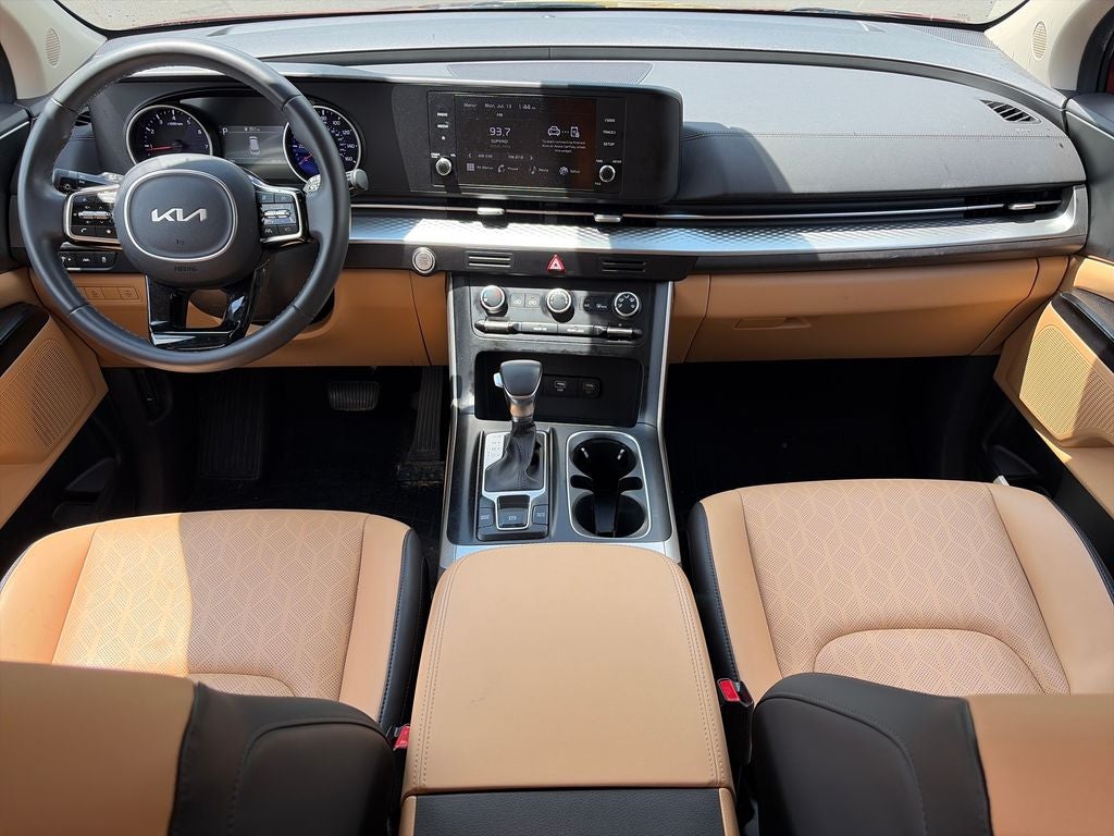 2024 Kia Carnival LX