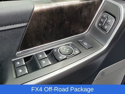 2025 Ford F-450SD Lariat DRW