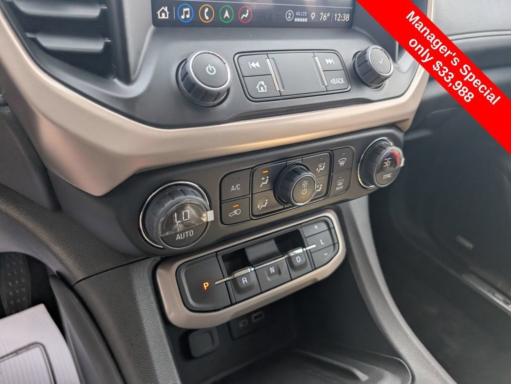 2023 GMC Acadia Denali