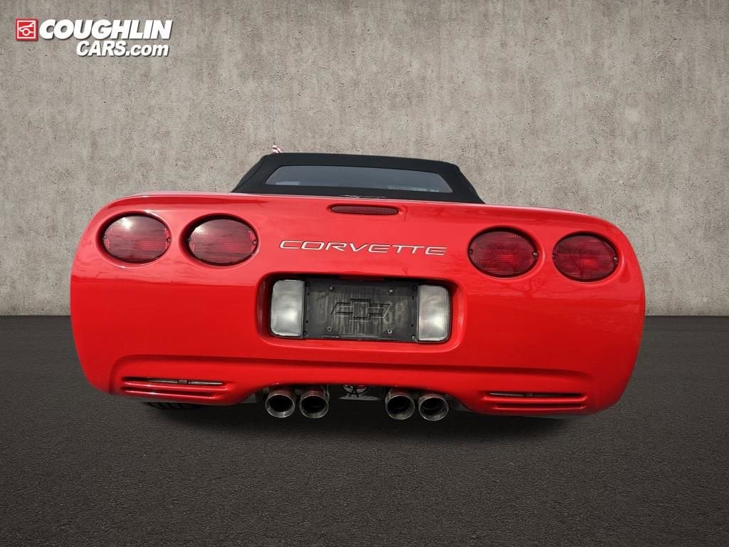 2000 Chevrolet Corvette Base