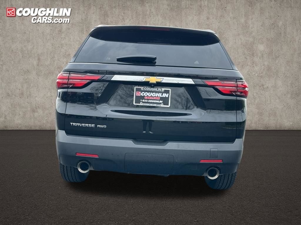 2023 Chevrolet Traverse LS