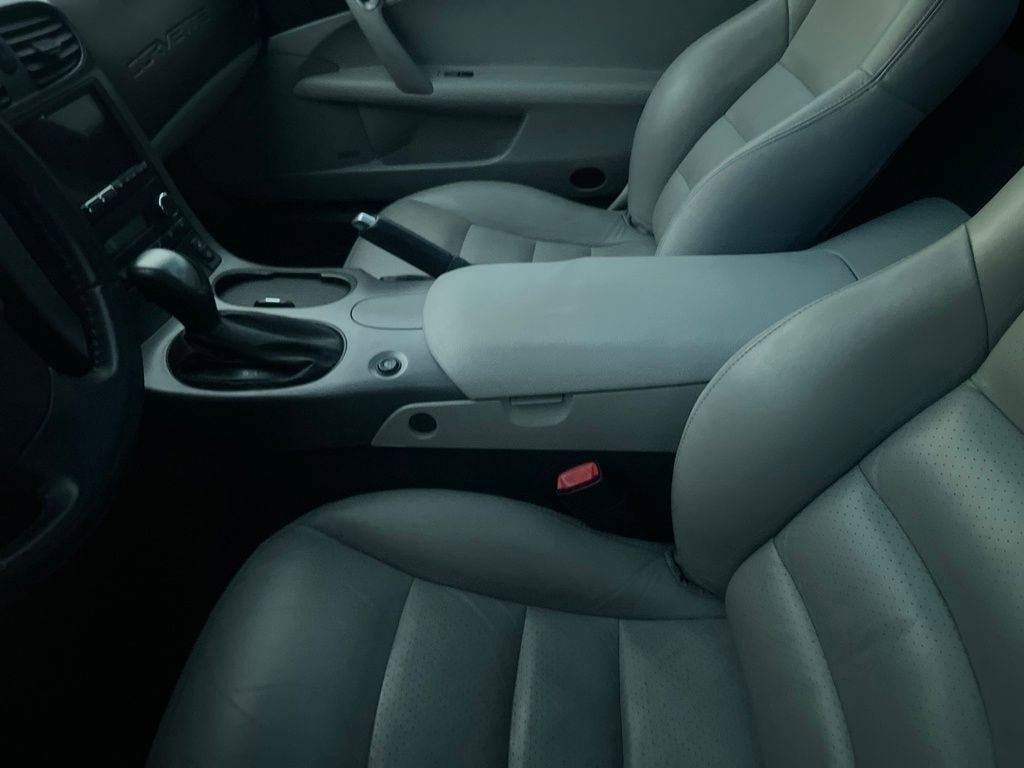 2006 Chevrolet Corvette Base