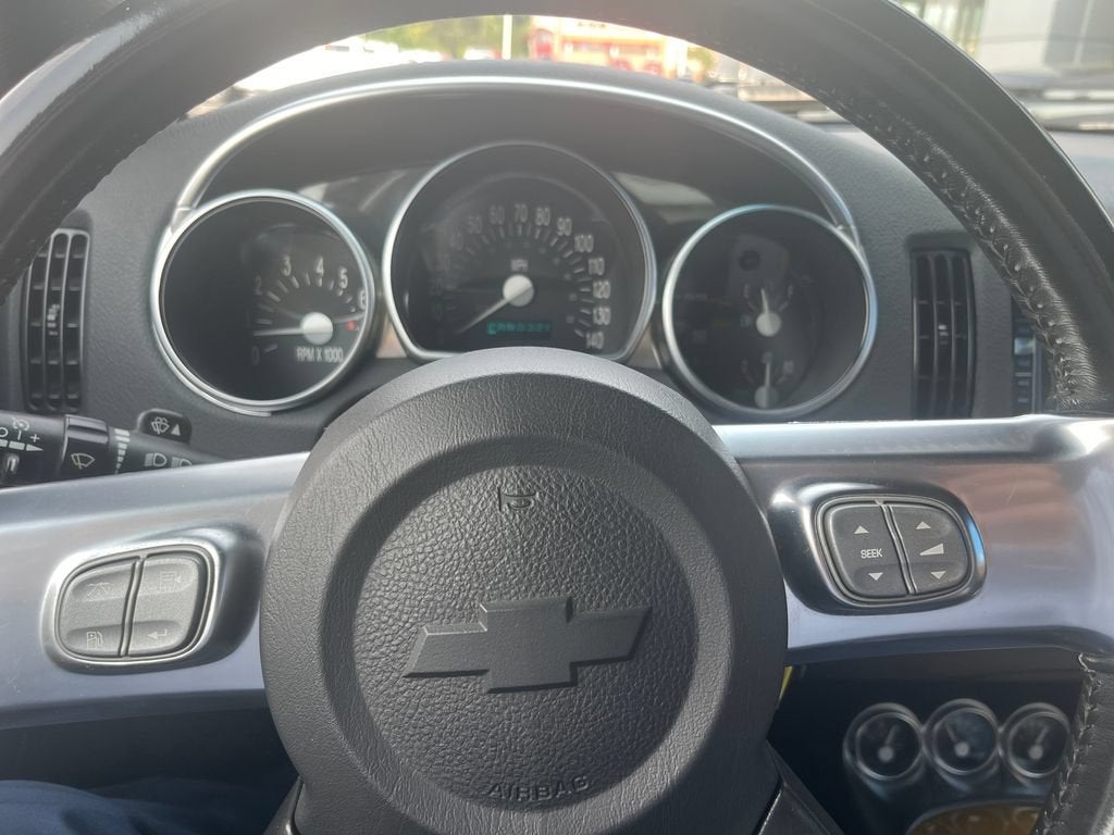 2005 Chevrolet SSR LS