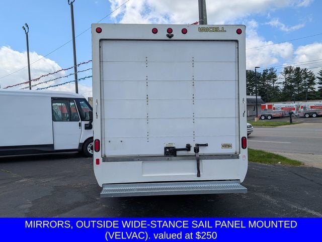2023 Chevrolet Express Cutaway 3500 1WT