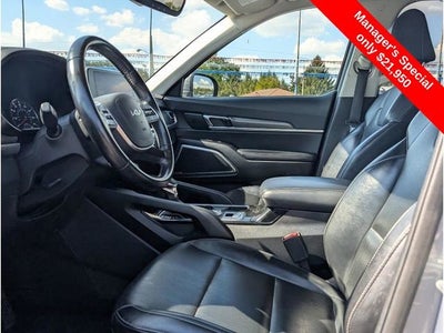 2022 Kia Telluride LX