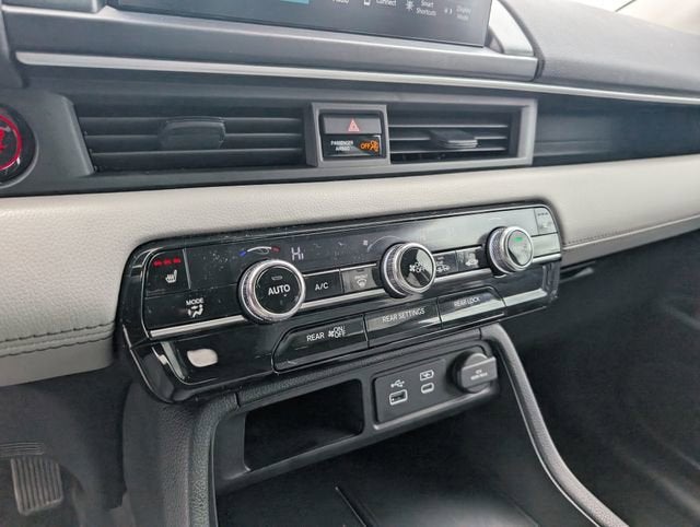 2023 Honda Pilot EX-L 8 Passenger
